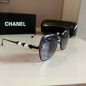 CHANEL Women's Black Sunglasses